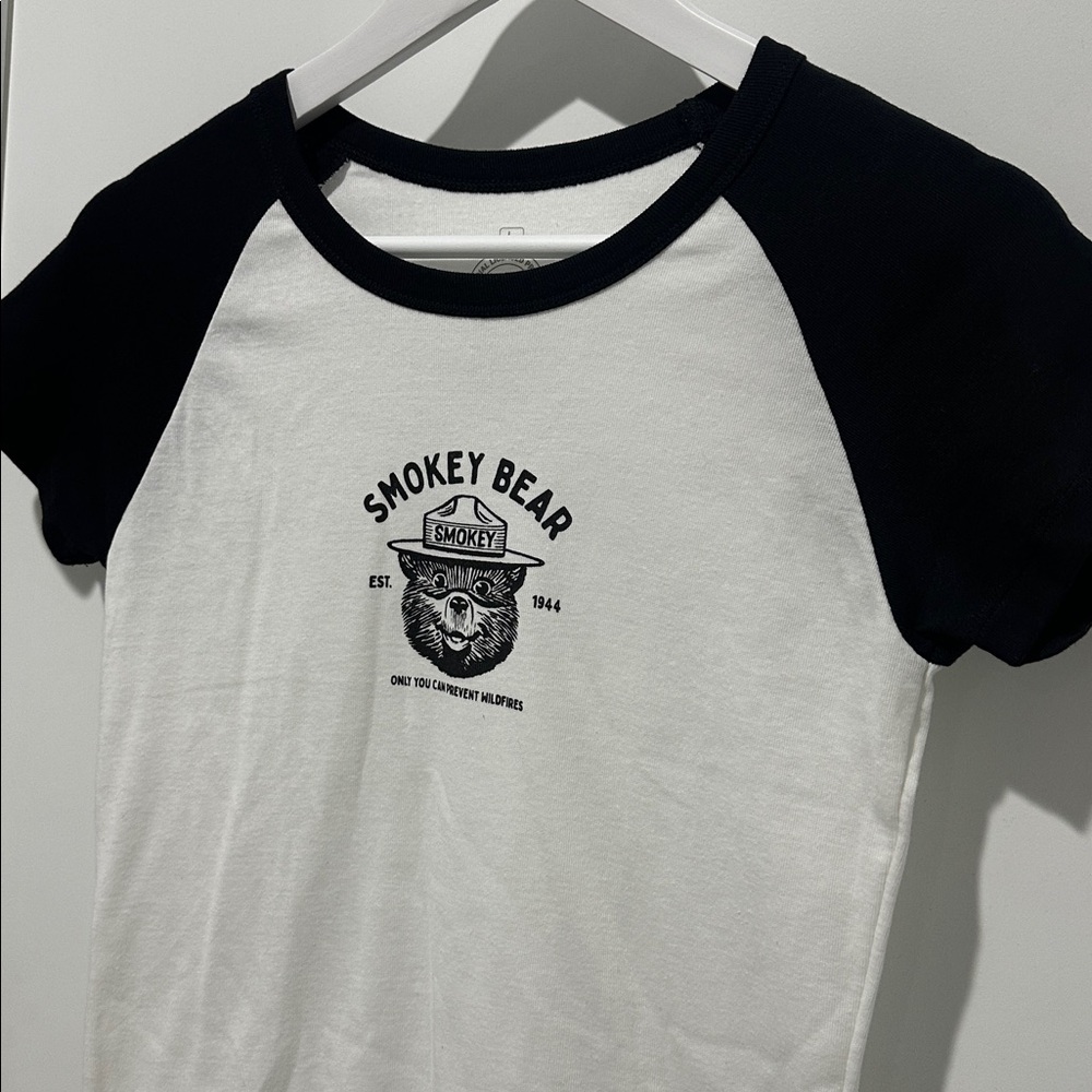 SMOKEY BEAR RAGLAN GRAPHIC BABY TEE - Picture 4 of 8